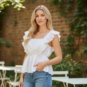 NWT Old Navy White Ruffled Eyelet Peplum Camisole Size-Large